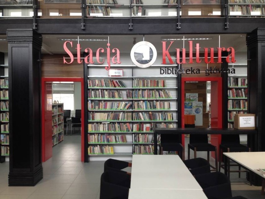 Stacja Kultura, biblioteka główna na dworcu kolejowym w Rumi, została uznana za najpiękniejszą na świecie w 2016 roku w konkursie Library Interior Design Awards/źródło:  Stacja Kultury w Rumi
